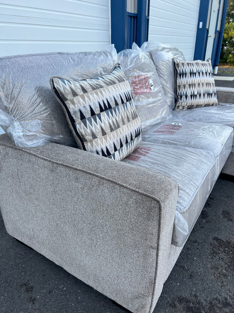 Arno Lounge Sectional Sofa