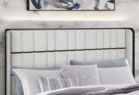 Arno Bella White & Black Queen Bedroom Set